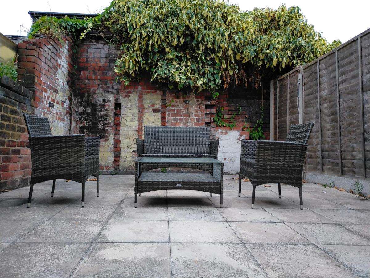 4 Bed Entire House - Heart Of The City - Near Sufc Sheffield Exterior photo